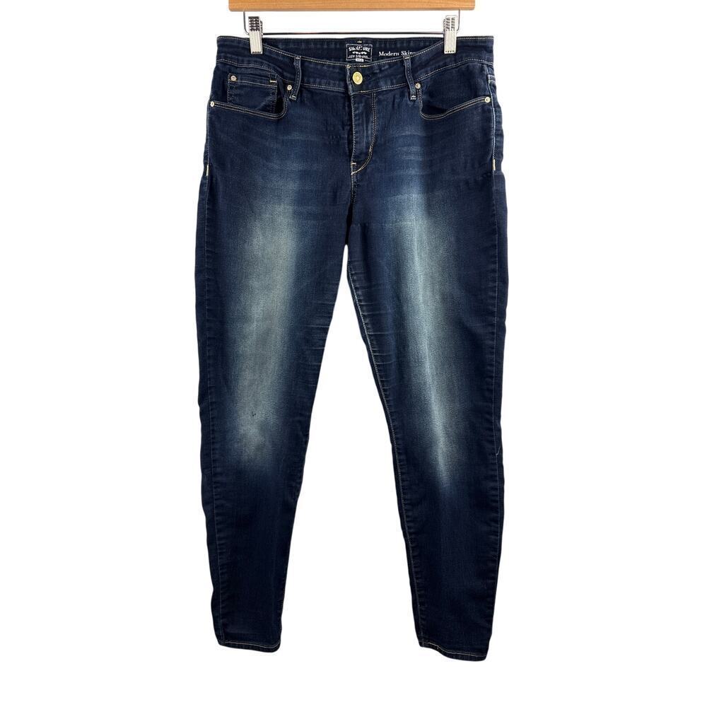 Women’s Levi’s Size 14 Dark Washed Blue Skinny Jeans